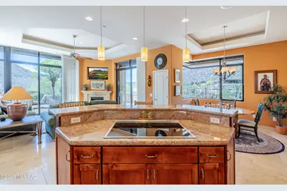 3979 W Cayton Mountain Drive, Marana, AZ 85658 - Photo 14