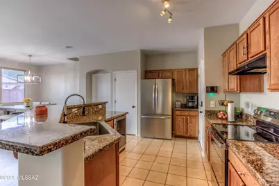 6339 S Iberia Avenue, Tucson, AZ 85757 - Photo 16