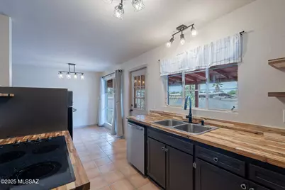 1002 S Lehigh Drive, Tucson, AZ 85710 - Photo 16