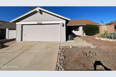 10071 E Nicaragua Lane, Tucson, AZ 85730 - Photo 1