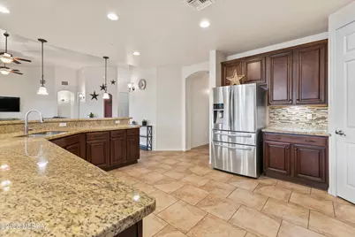 18001 S Rustling Leaf Trail, Corona de Tucson, AZ 85641 - Photo 32