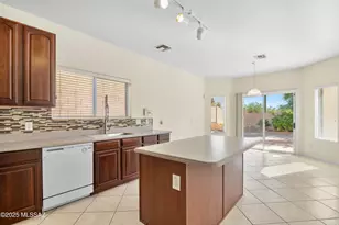 9446 N Sammy Ave, Tucson, AZ 85742 - Photo 10