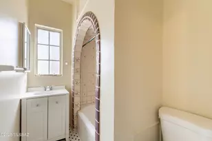 241 S Cherry Ave, Tucson, AZ 85719 - Photo 20