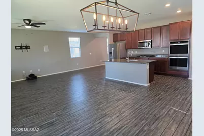 4412 S Sunrise Bluff Way, Tucson, AZ 85730 - Photo 4