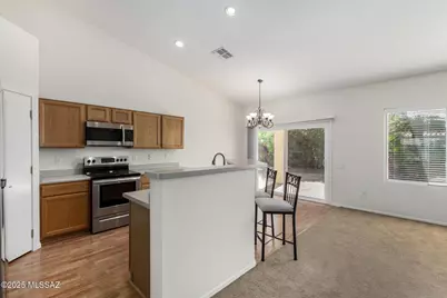 8942 N Upper Bluffs Drive, Tucson, AZ 85742 - Photo 10