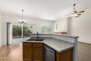 8942 N Upper Bluffs Dr, Tucson, AZ 85742 - Photo 14