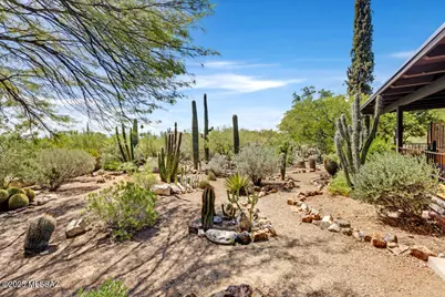 2360 S Lazy A Place, Tucson, AZ 85713 - Photo 48