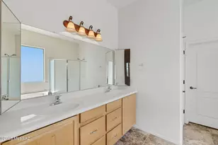 2305 W Calle Balaustre, Green Valley, AZ 85622 - Photo 30