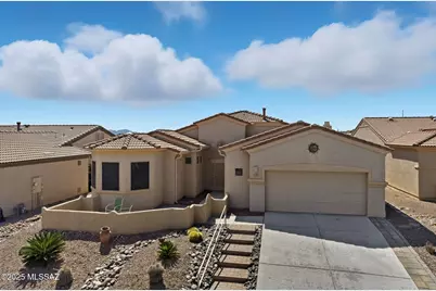 2305 W Calle Balaustre, Green Valley, AZ 85622 - Photo 2
