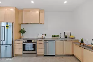 52 W 18th St, Tucson, AZ 85701 - Photo 10