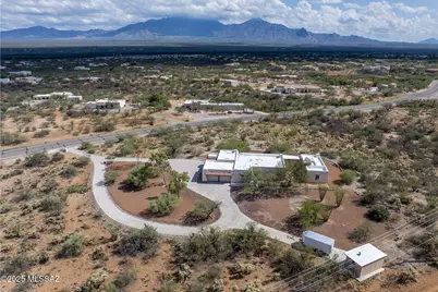 1680 S Camino Del Sol, Green Valley, AZ 85622 - Photo 10