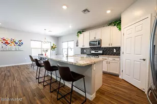9967 N Fulbrook Way, Marana, AZ 85653 - Photo 8