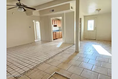 2219 S Campbell Avenue, Tucson, AZ 85713 - Photo 2