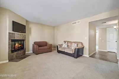 6651 N Campbell Avenue #141, Tucson, AZ 85718 - Photo 10