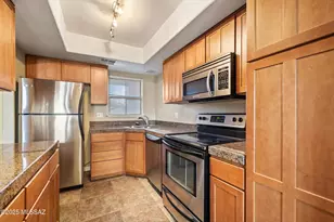 6651 N Campbell Ave, Tucson, AZ 85718 - Photo 18