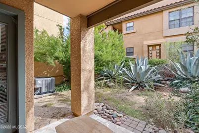 6651 N Campbell Avenue #141, Tucson, AZ 85718 - Photo 6