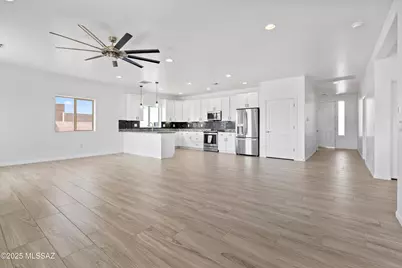 913 N Blue Slate Drive, Vail, AZ 85641 - Photo 4