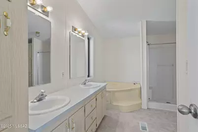 8925 S Comanche Road, Tucson, AZ 85735 - Photo 16