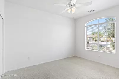 9518 N Twinkling Shadows Way, Tucson, AZ 85743 - Photo 30