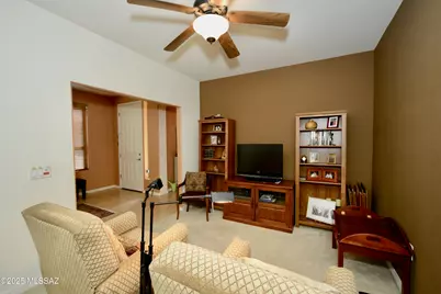 733 W Shadow Wood Street, Green Valley, AZ 85614 - Photo 10