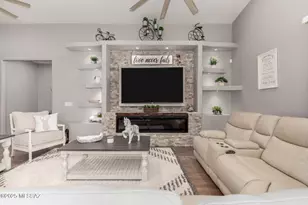 834 S Deer Meadow Loop, Tucson, AZ 85745 - Photo 14