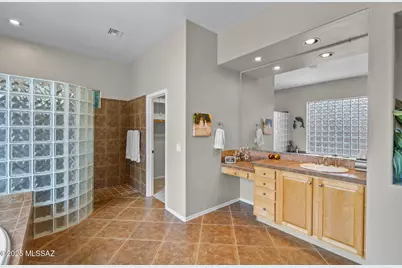 709 W Bright Canyon Drive, Oro Valley, AZ 85755 - Photo 12