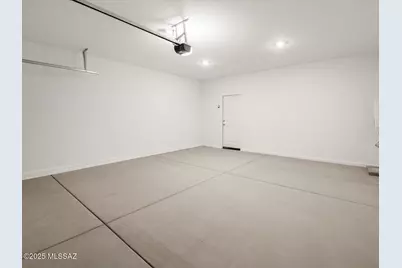 8277 S Cabari Mine Way, Tucson, AZ 85747 - Photo 38