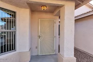 3486 S Sun Splash Dr, Tucson, AZ 85713 - Photo 2
