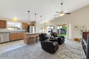 3486 S Sun Splash Dr, Tucson, AZ 85713 - Photo 8