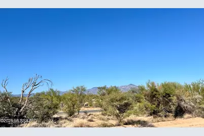 15938 Diamond Bell Ranch Road #11, Tucson, AZ 85736 - Photo 2