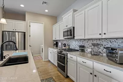 61359 E Flint Drive, Oracle, AZ 85623 - Photo 12