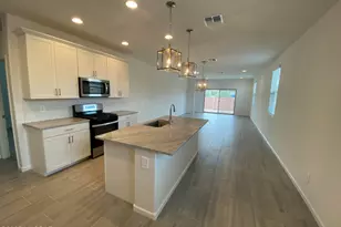 9821 N Summerstone Ave, Tucson, AZ 85743 - Photo 2