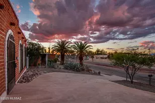 8724 E Kenyon Dr, Tucson, AZ 85710 - Photo 6