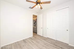 7821 S Wolf Creek Dr, Tucson, AZ 85757 - Photo 18