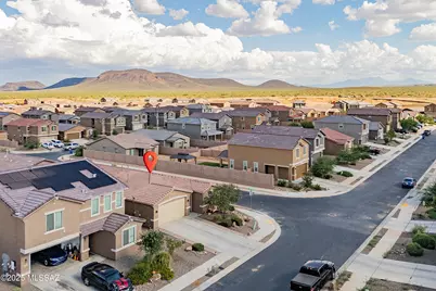 7821 S Wolf Creek Drive, Tucson, AZ 85757 - Photo 32