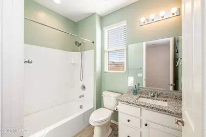 7821 S Wolf Creek Drive, Tucson, AZ 85757 - Photo 16