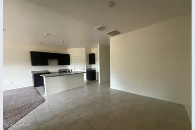 10279 Palo Rojo Way, Marana, AZ 85653 - Photo 6