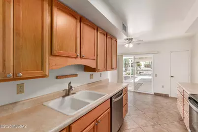 1126 S Alpine Circle, Green Valley, AZ 85614 - Photo 12