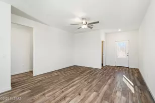 7678 S Wild Pr Dr, Tucson, AZ 85757 - Photo 2