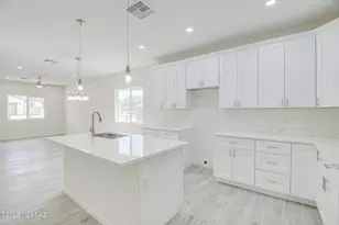 218 S Atlanta St, Vail, AZ 85641 - Photo 10