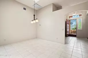 12746 N Walking Deer Pl, Oro Valley, AZ 85755 - Photo 14