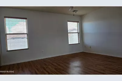 9407 E Field Canyon Place, Tucson, AZ 85710 - Photo 14
