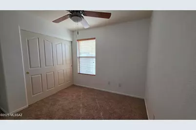 9407 E Field Canyon Place, Tucson, AZ 85710 - Photo 10