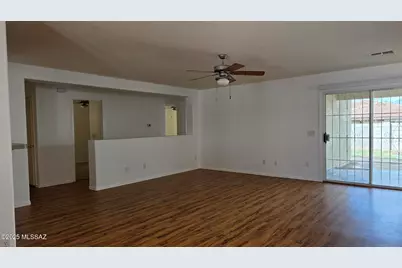 9407 E Field Canyon Place, Tucson, AZ 85710 - Photo 2