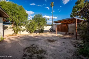 7642 E Edison St, Tucson, AZ 85715 - Photo 30