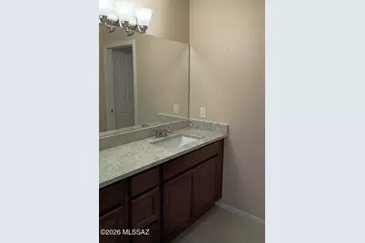 143 N Crescent Bell Drive, Green Valley, AZ 85614 - Photo 16