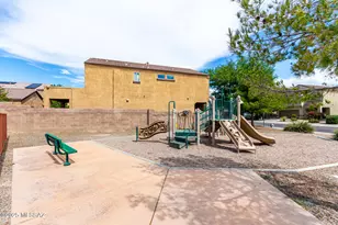 8784 N Western Red Cedar Dr, Tucson, AZ 85743 - Photo 38