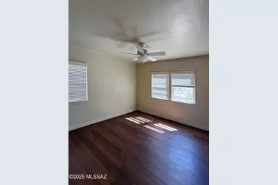 2035 E Edison Street, Tucson, AZ 85719 - Photo 12