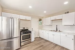 3723 E Garden St, Tucson, AZ 85713 - Photo 10