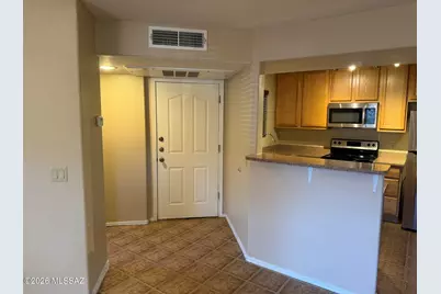 5751 N Kolb Road #11102, Tucson, AZ 85750 - Photo 2